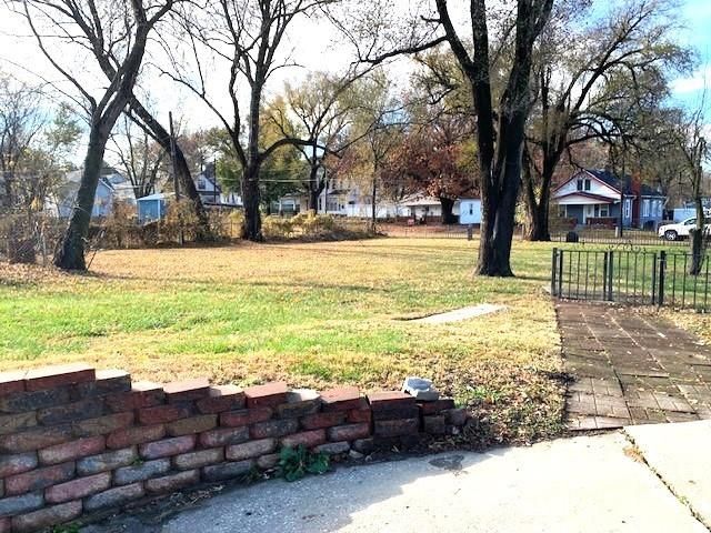 1002 S 22nd Street, St Joseph, MO 64507