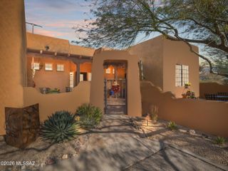 10553 E John McNair Place, Tucson, AZ 85747