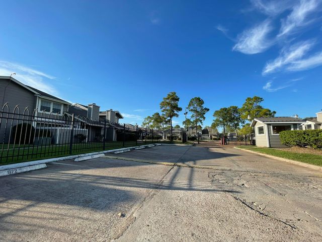 12250 Coppertree Lane, Houston, TX 77035