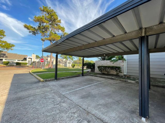 12250 Coppertree Lane, Houston, TX 77035