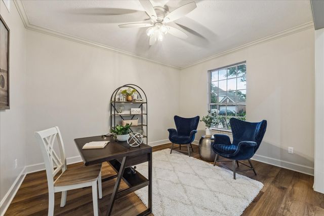 1808 Oakleaf Circle, Pearland, TX 77581