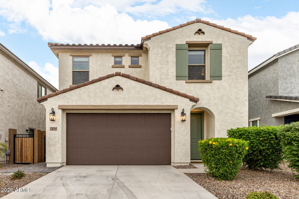7434 W NORTHVIEW Avenue, Glendale, AZ 85303 — photo 2