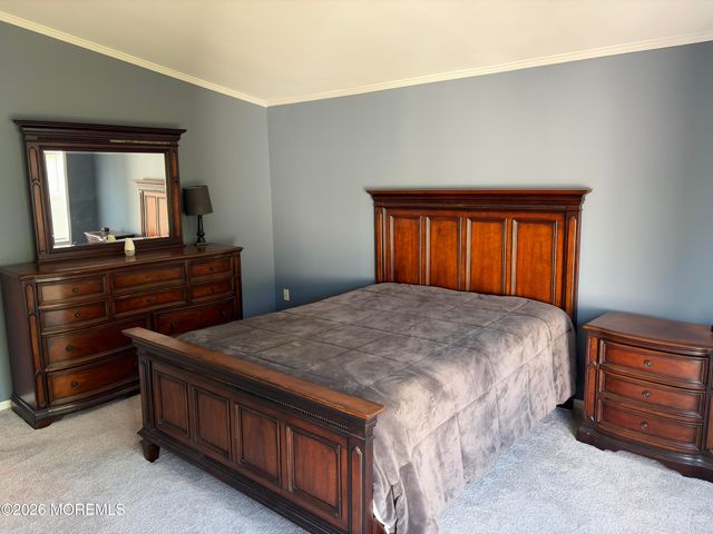 66 Perrys Lane, Manahawkin, NJ 08050