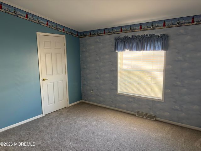 66 Perrys Lane, Manahawkin, NJ 08050