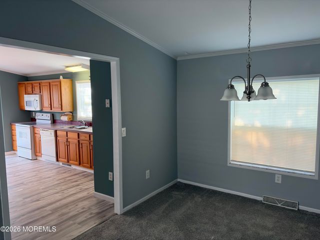 66 Perrys Lane, Manahawkin, NJ 08050