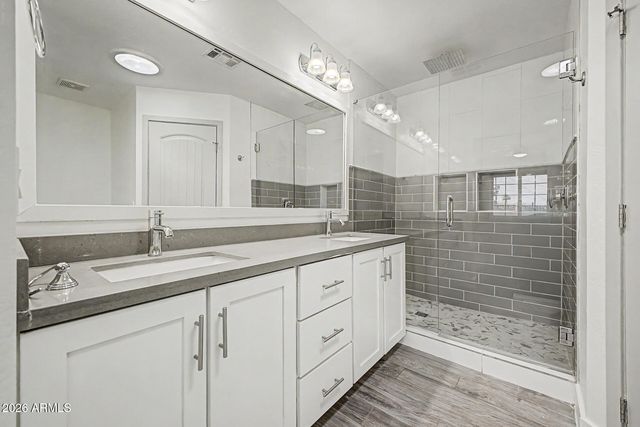 8129 E OAK Street, Scottsdale, AZ 85257