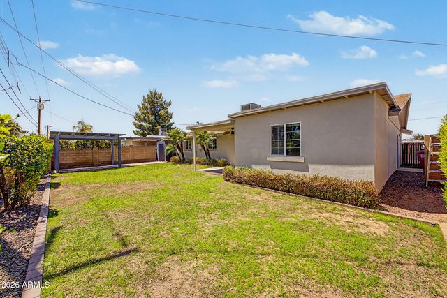 8129 E OAK Street, Scottsdale, AZ 85257
