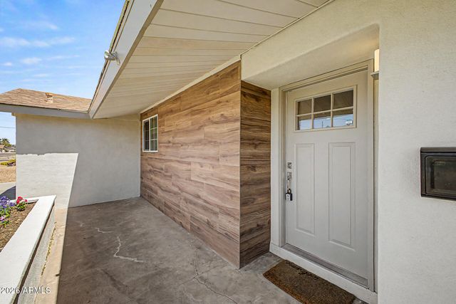 8129 E OAK Street, Scottsdale, AZ 85257