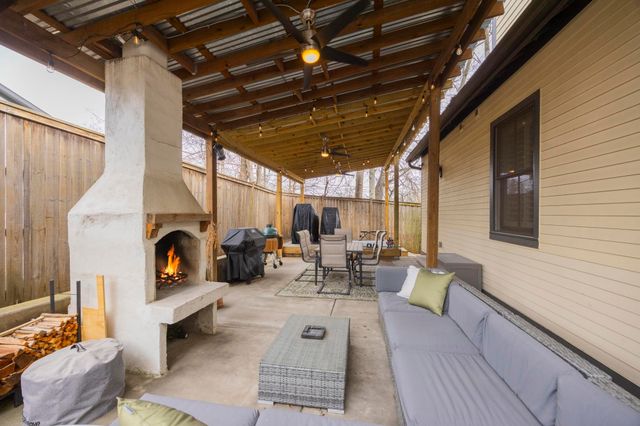 1315 Lillian St, Nashville, TN 37206