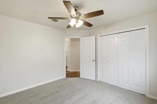 102 Bosque DR, Hutto, TX 78634