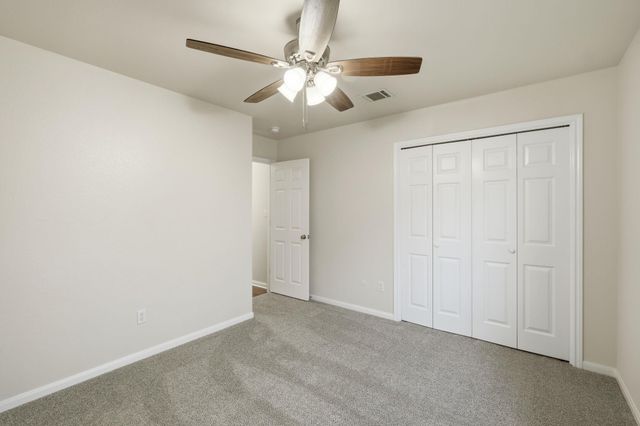 102 Bosque DR, Hutto, TX 78634