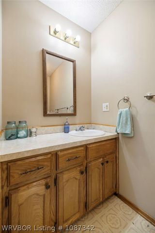 111 Cedar Avenue, Alma, AR 72921