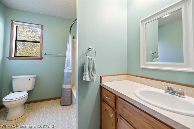 111 Cedar Avenue, Alma, AR 72921