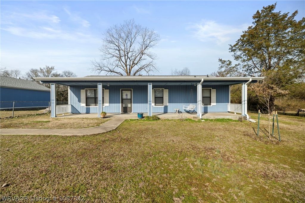 111 Cedar Avenue, Alma, AR 72921