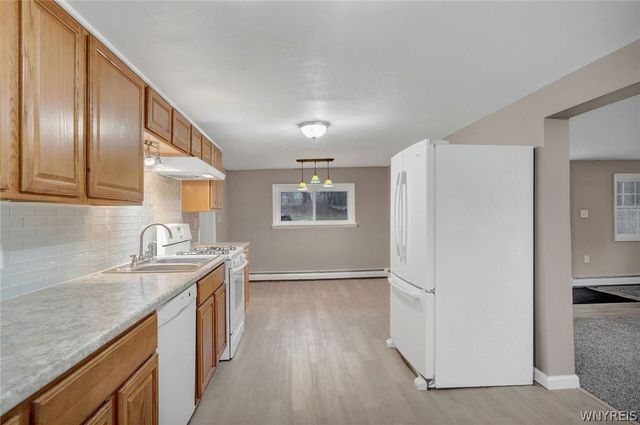 9254 Route 240, Ashford, NY 14171