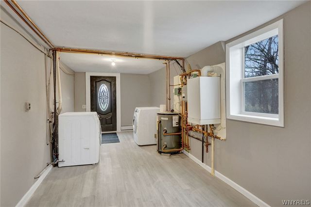 9254 Route 240, Ashford, NY 14171