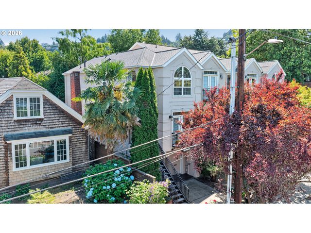 2442 Nw PETTYGROVE St, Portland, OR 97210