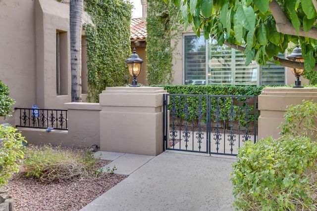 8711 E PARAISO Drive, Scottsdale, AZ 85255