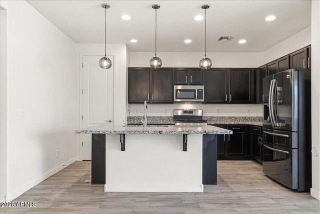 8613 S 41ST Glen, Laveen, AZ 85339