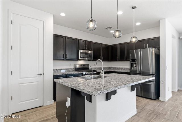 8613 S 41ST Glen, Laveen, AZ 85339