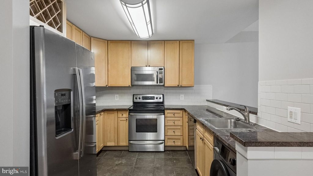 111 S 15TH ST #1508, PHILADELPHIA, PA 19102 — exterior