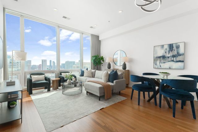 500 W Superior Street 1907, Chicago, IL 60654