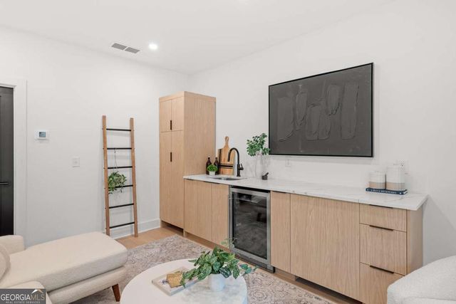 1169 Penny Lane, Atlanta, GA 30329