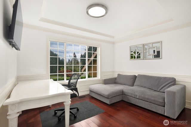 18451 NW Village Park Drive, Issaquah, WA 98027