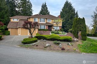 18451 NW Village Park Drive, Issaquah, WA 98027
