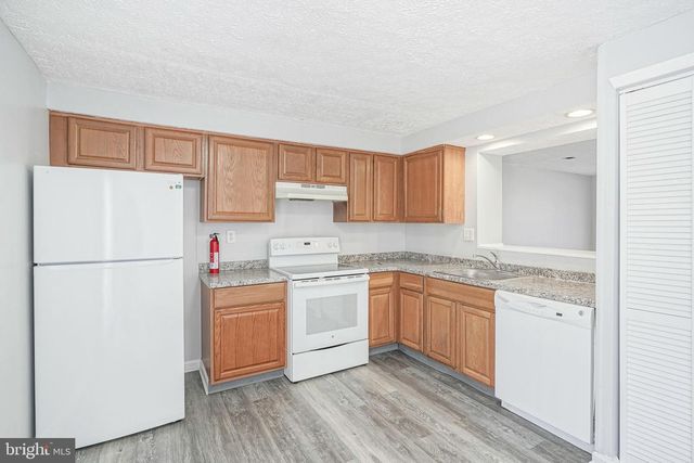 53 VICTORIA MANOR CT, Sicklerville, NJ 08081