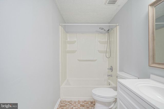 53 VICTORIA MANOR CT, Sicklerville, NJ 08081