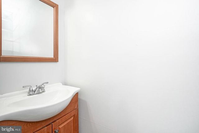 53 VICTORIA MANOR CT, Sicklerville, NJ 08081