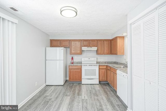 53 VICTORIA MANOR CT, Sicklerville, NJ 08081