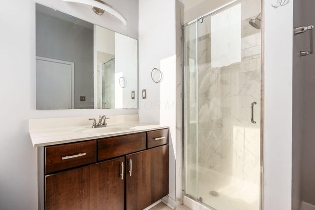 78 E Chestnut Street, 405, Columbus, OH 43215