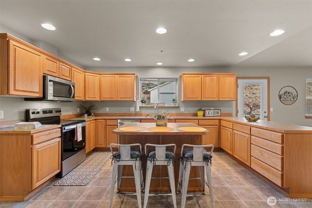 1263 Wheatridge Drive, East Wenatchee, WA 98802