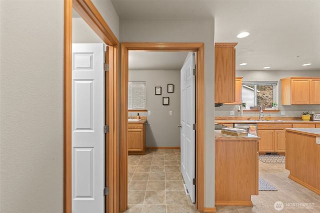 1263 Wheatridge Drive, East Wenatchee, WA 98802