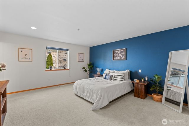 1263 Wheatridge Drive, East Wenatchee, WA 98802