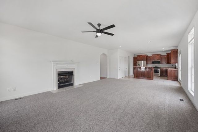 5007 Caira Ct, Pleasant View, TN 37146