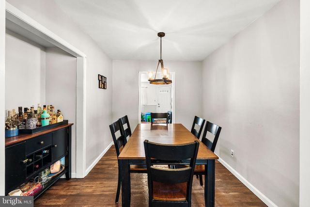 7 PIERREPONT AVE, Middlesex, NJ 08846
