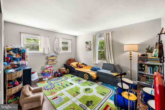 7 PIERREPONT AVE, Middlesex, NJ 08846