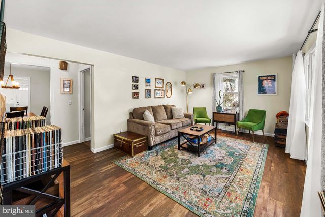 7 PIERREPONT AVE, Middlesex, NJ 08846