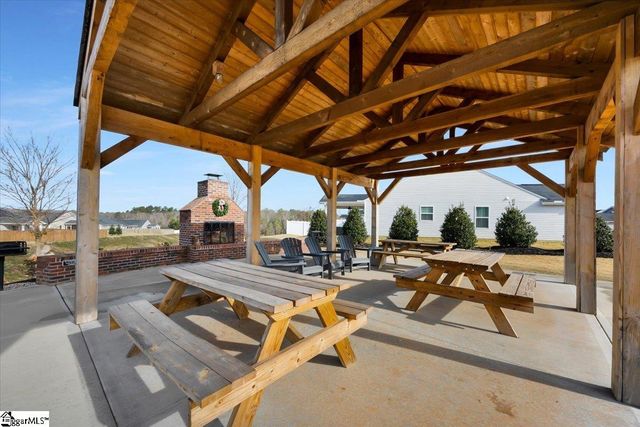 2315 Caffry Lane, Boiling Springs, SC 29316