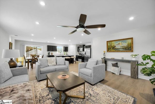 2315 Caffry Lane, Boiling Springs, SC 29316