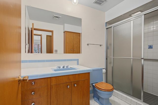 4315 S STONE St, Spokane, WA 99223