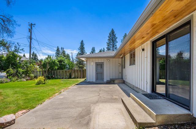 4315 S STONE St, Spokane, WA 99223