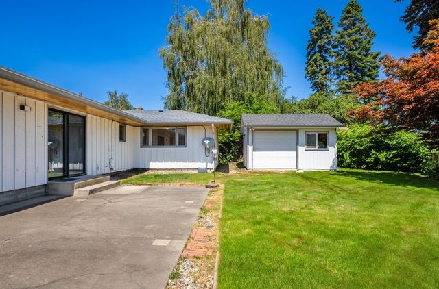 4315 S STONE St, Spokane, WA 99223