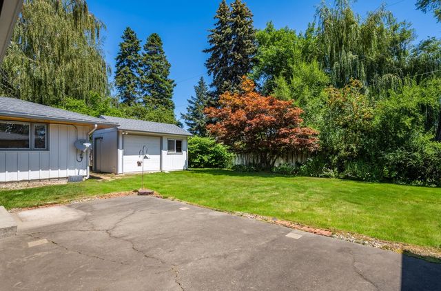 4315 S STONE St, Spokane, WA 99223