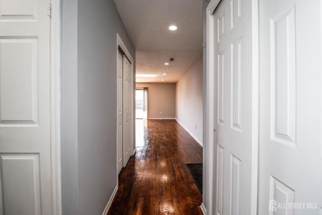 312 Edison Glen Terrace, Edison, NJ 08837