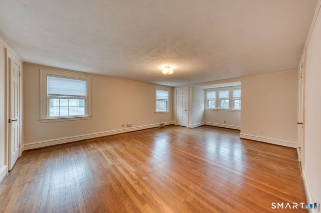 344 North Steele Road, West Hartford, CT 06117