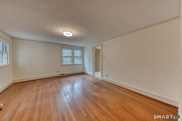 344 North Steele Road, West Hartford, CT 06117